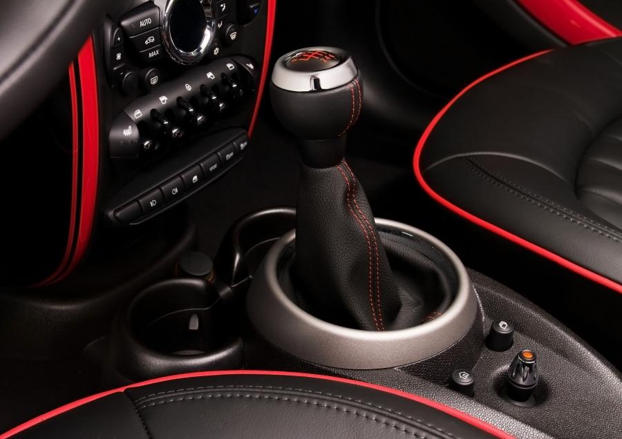  Mini Countryman JCW 2012 года  (фото 3 из 211)